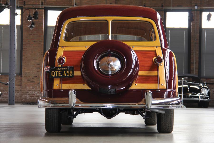  Ford Woodie Shoebox Station Wagon 1949 года  (фото 2 из 16)